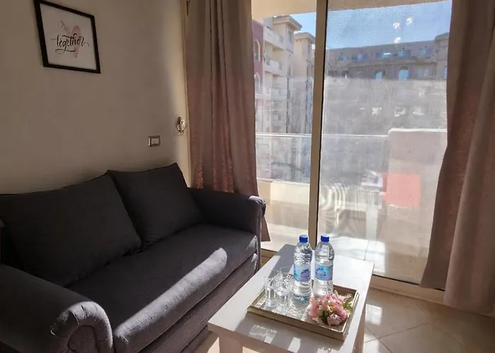 Luxury Pool View Boutique Studio, With Balcony, Hurghada, By Lotus Apartman