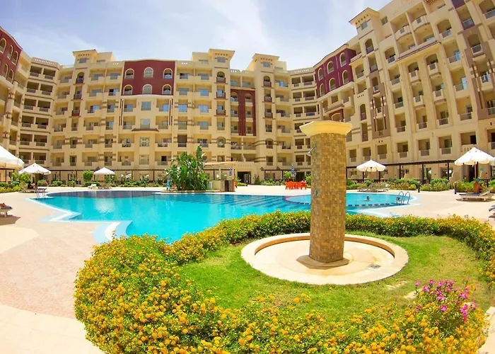 Luxury Pool View Boutique Studio, With Balcony, Hurghada, By Lotus * Gurdaka
