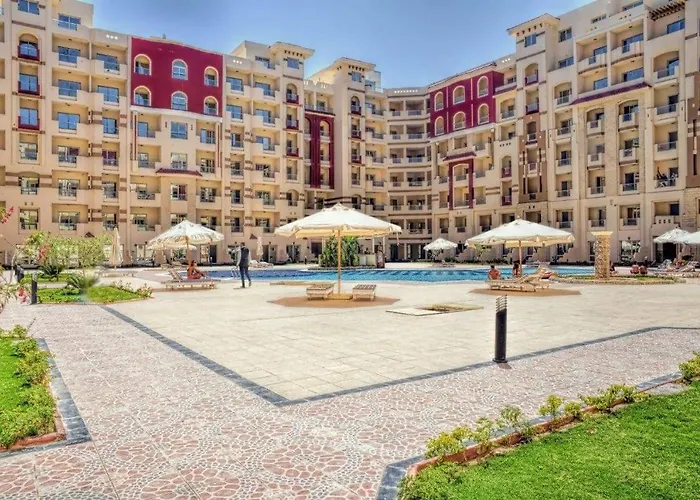 Apartman Luxury Pool View Boutique Studio, With Balcony, Hurghada, By Lotus Gurdaka